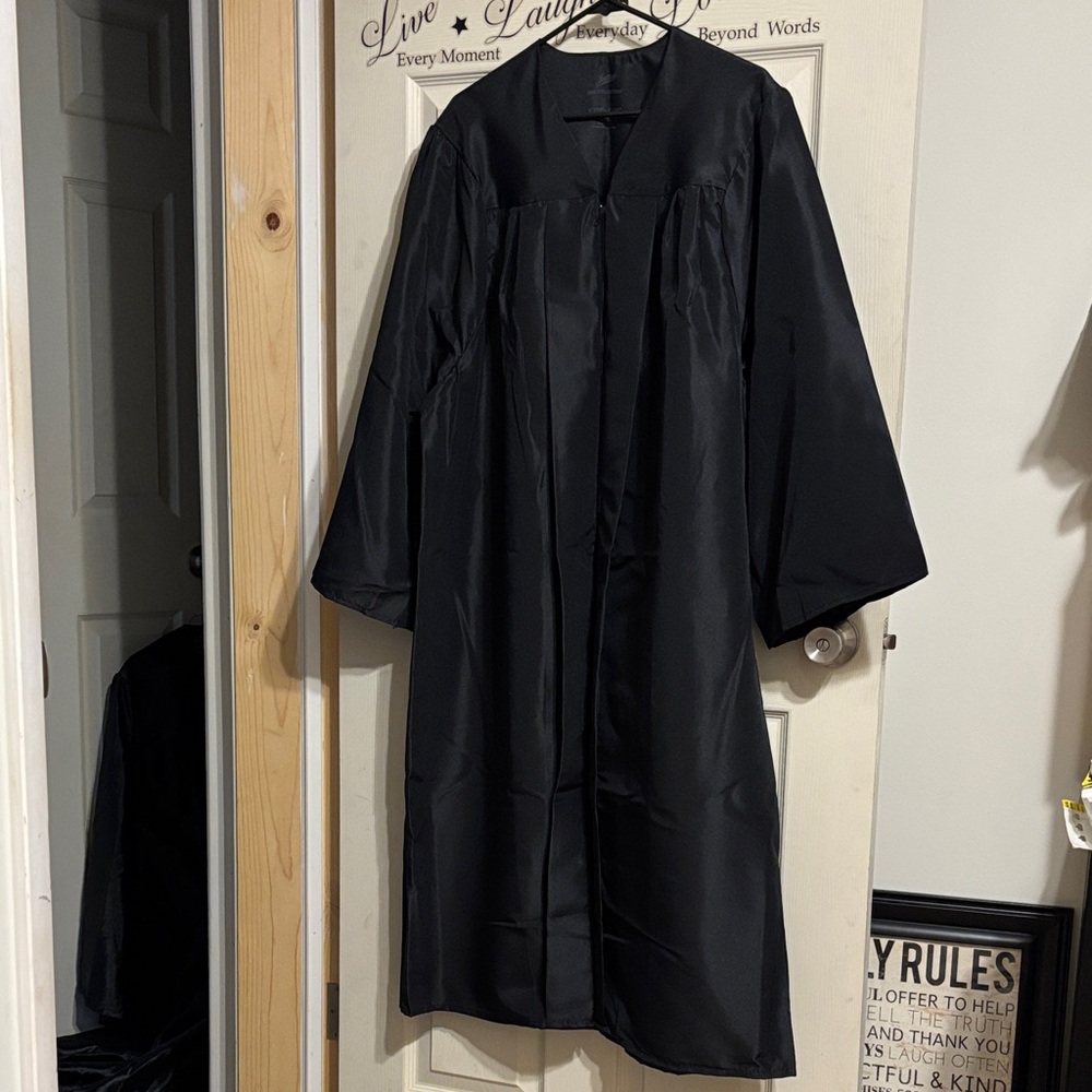 Black Graduation Gown